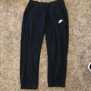 black nike sweatpants